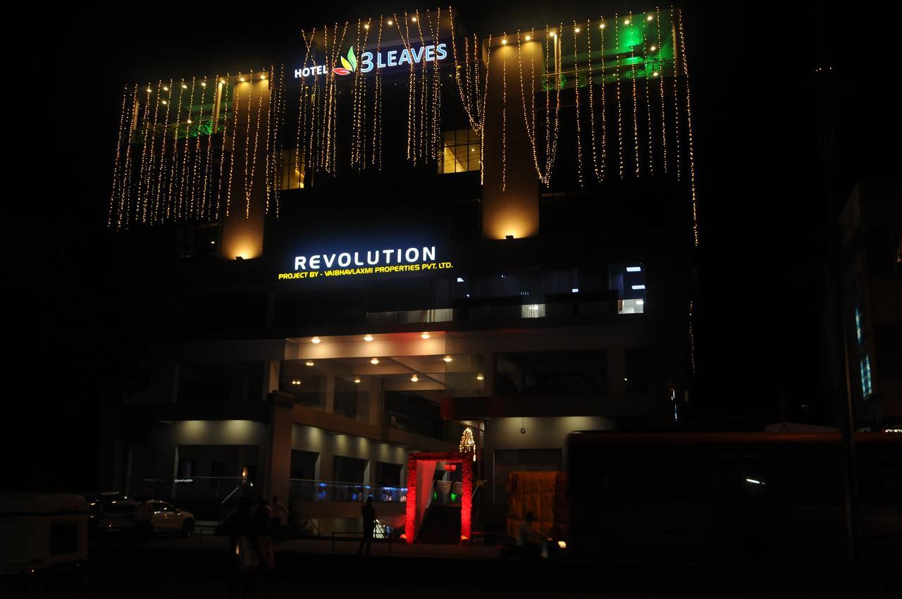 Hotel 3 Leaves Kolhapur Exteriör bild